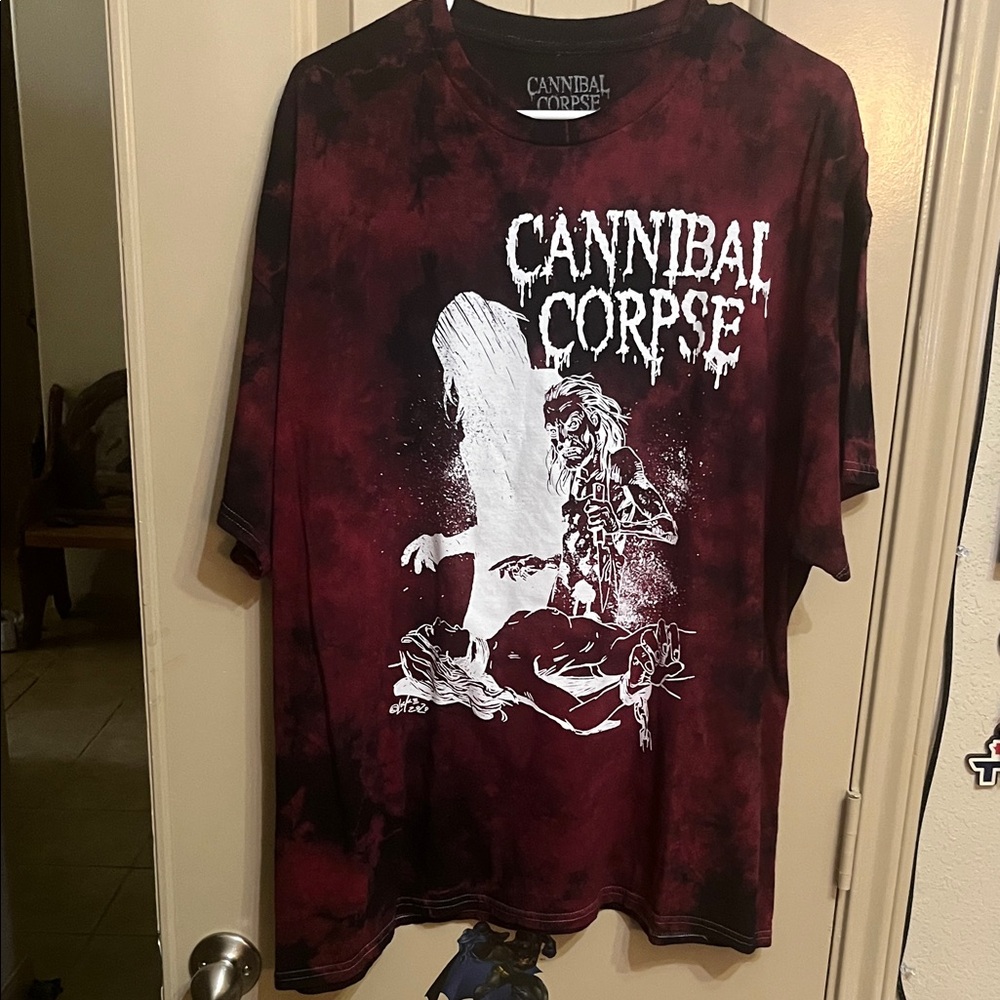 Black to Red Tie-dye Cannibal Corpse XL Shirt - Picture 3 of 4